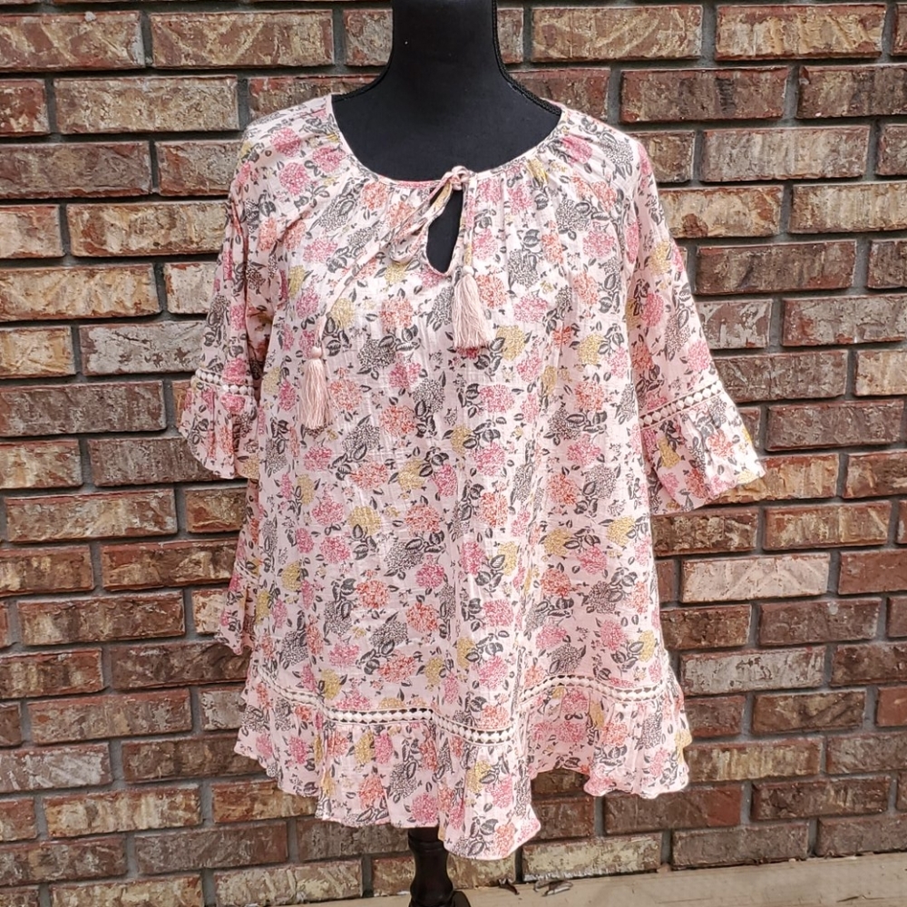 Floral top
